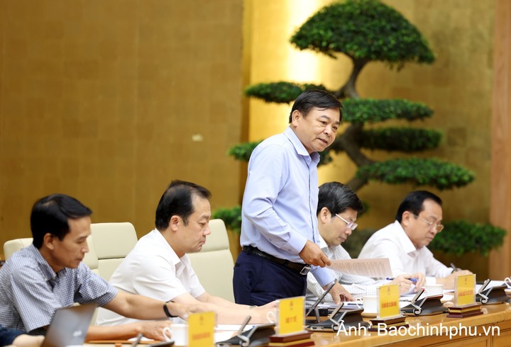 Phó Thủ tướng Nguyễn Văn Thắng: Phải tập trung thực hiện tốt việc kiểm soát giá những tháng cuối năm - 3