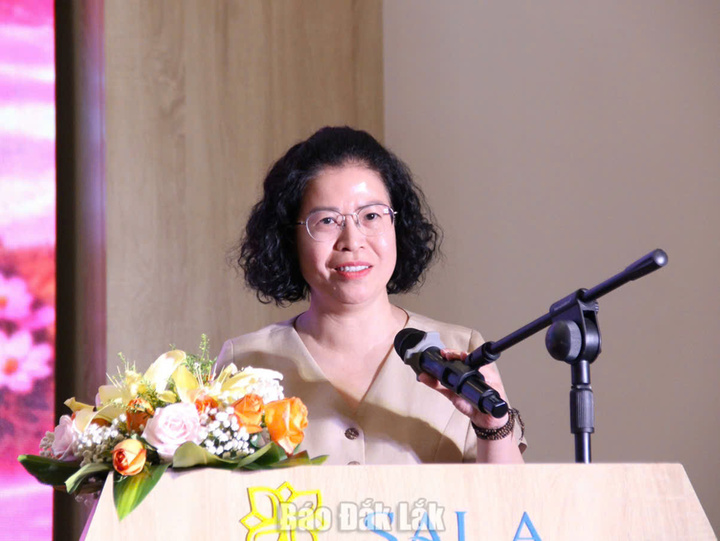 Tác giả Nguyễn Thị Minh Huyền, Phó Cục trưởng Cục Thương mại điện tử và Kinh tế số