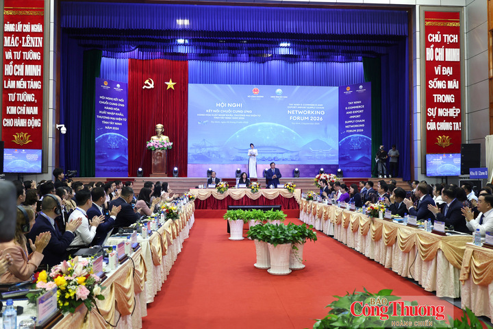 Quang cảnh hội nghị
