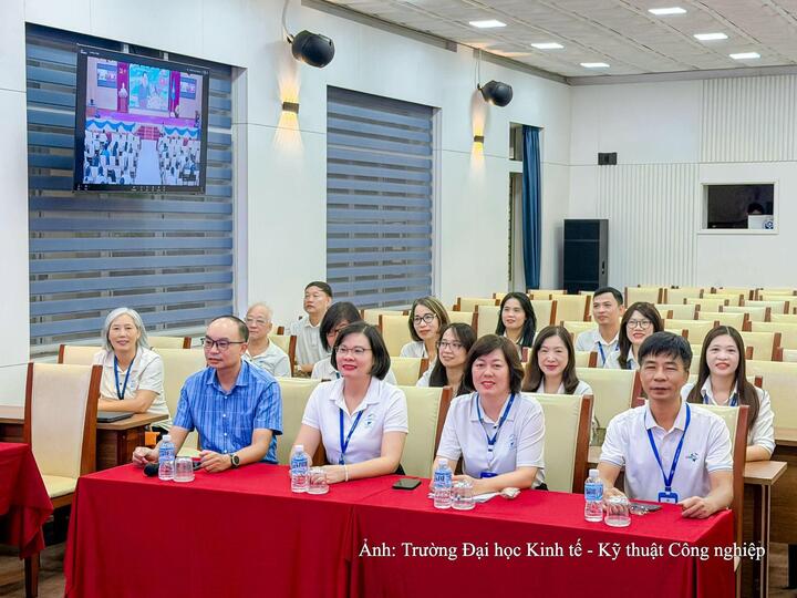 Trường Đại học Kinh tế - Kỹ thuật Công nghiệp nâng cao chất lượng đào tạo - 1