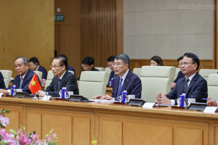Thủ tướng cho biết Chính phủ Việt Nam sẵn sàng khuyến khích các doanh nghiệp đầu tư vào các lĩnh vực Myanmar hiện đang quan tâm - Ảnh: chinhphu.vn/Nhật Bắc