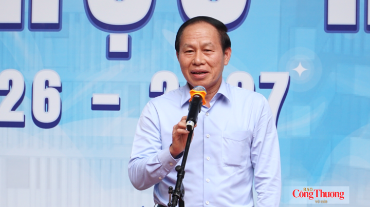 Phó Thủ tướng Chính phủ Lê Tiến Châu phát biểu tại lễ khai giảng