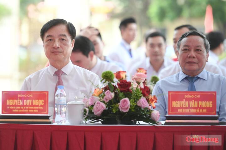 Tham dự lễ khai giảng có ông Nguyễn Duy Ngọc, Ủy viên Bộ Chính trị, Bí thư Trung ương Đảng, Trưởng Ban Tổ chức Trung ương và lãnh đạo các Bộ, ngành.