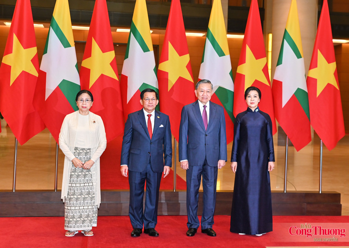 Tổng Bí thư, Chủ tịch nước Tô Lâm và Phu nhân chụp ảnh chung cùng Tổng thống Myanmar Min Aung Hlaing và Phu nhân.