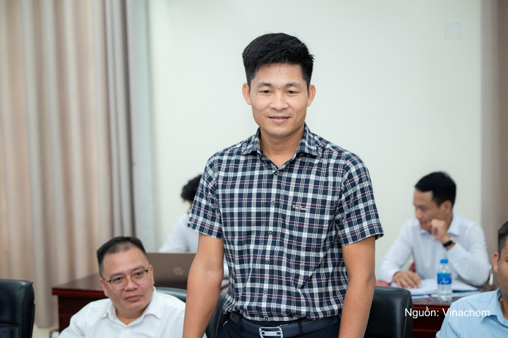 Đại diện Công ty TNHH MTV Đạm Ninh Bình phát biểu tại buổi làm việc.