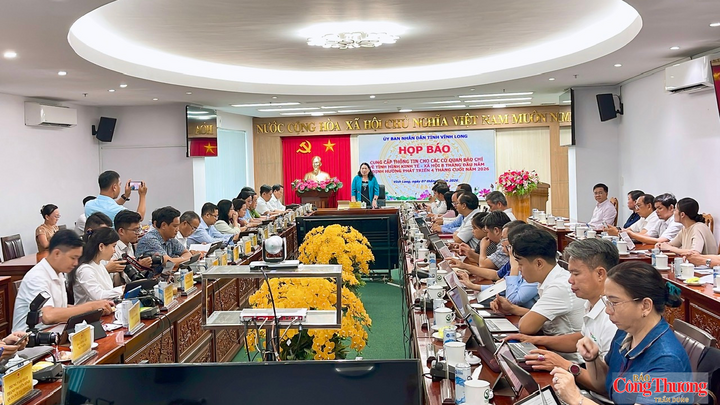 Quang cảnh tại buổi họp báo.