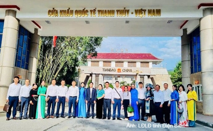 Đoàn công tác của Liên đoàn Lao động tỉnh Điện Biên tại Vân Nam (Trung Quốc)
