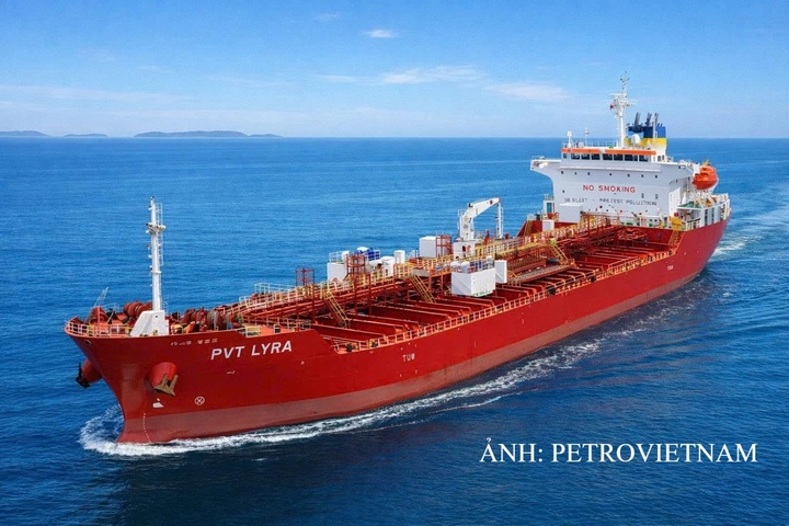PVTrans liên tiếp được vinh danh tại các bảng xếp hạng uy tín hàng đầu của Forbes Việt Nam. Ảnh: Petrovietnam