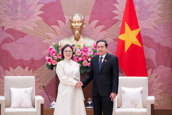 Chủ tịch Quốc hội Trần Thanh Mẫn tiếp Đại sứ Mông Cổ Ganbaatar Hulan hôm 26/8/2026. Ảnh: Vũ Hiếu
