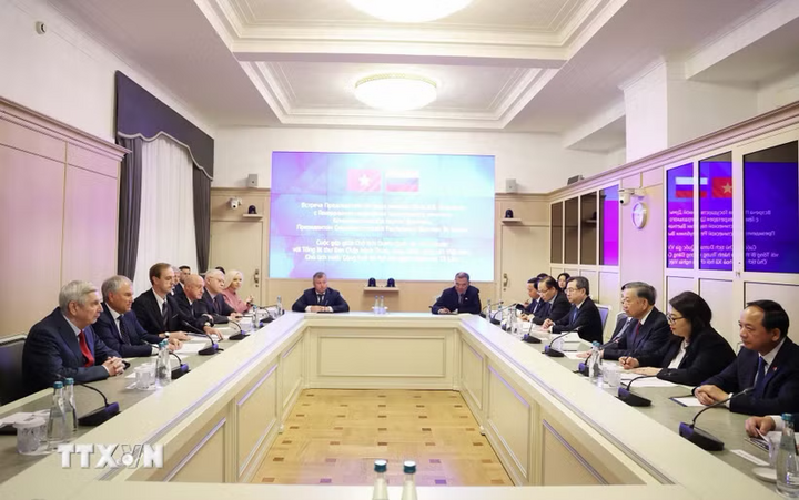 Tổng Bí thư, Chủ tịch nước Tô Lâm hội kiến Chủ tịch Duma Quốc gia Nga Vyacheslav Volodin. Ảnh: Thống Nhất/TTXVN