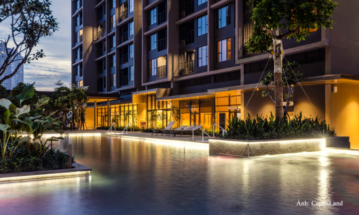 Trang bị với ba hồ bơi ngoài trời, dự án mang đến trải nghiệm sống cân bằng và tràn đầy năng lượng cho cư dân.