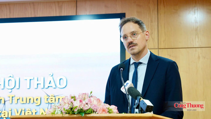 Ông Michael Lehmann, Bí thư thứ hai, Phó trưởng Bộ phận Hợp tác phát triển - Đại sứ quán Cộng hòa Liên bang Đức.