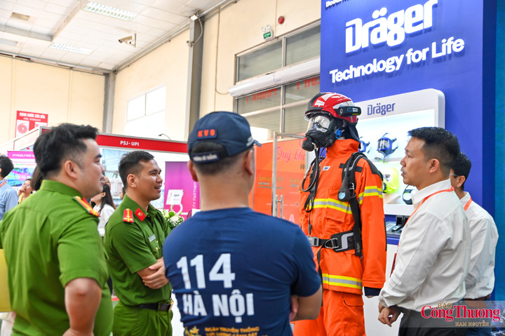 Các sản phẩm phòng cháy cho các chiến sĩ PCCC được quan tâm.
