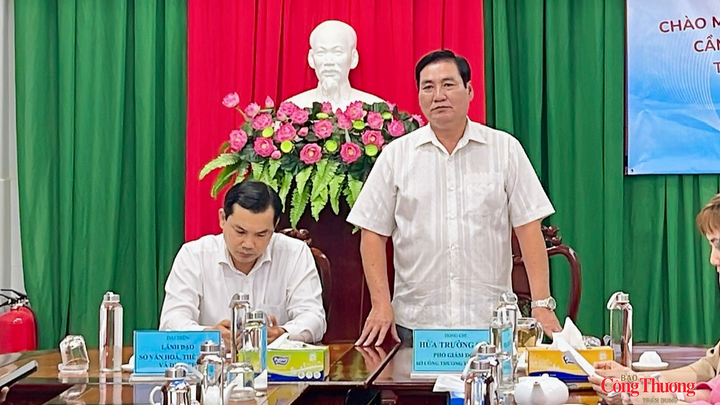 Ông Hứa Trường Sơn – Phó Giám đốc Sở Công Thương TP. Cần Thơ phát biểu tại họp báo.