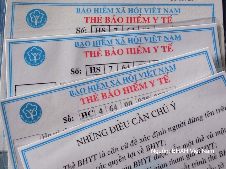 Bảo hiểm xã hội Việt Nam khuyến nghị người dân hình thành thói quen kiểm tra giá trị sử dụng thẻ bảo hiểm y tế trước thời điểm thẻ cũ hết hạn.