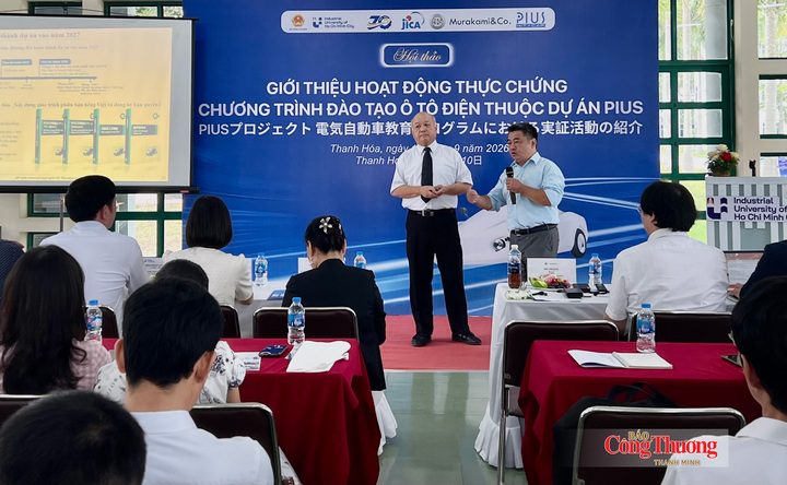 Ông Shegeto Kikuchi, Giám đốc dự án Pius thông tin về dự án tại hội thảo.