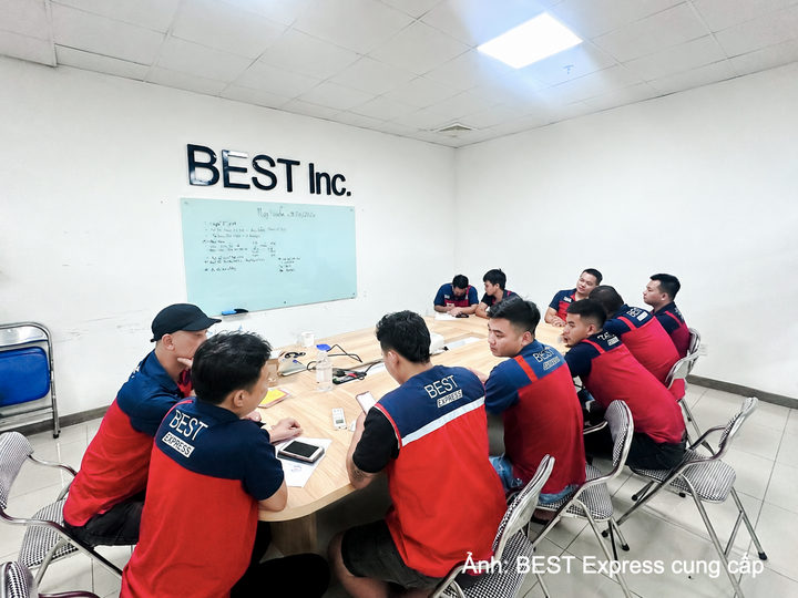 Một buổi training thường kỳ của đội vận tải.