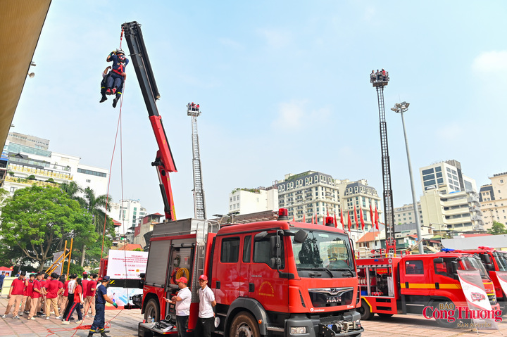 Đây là một trong những nội dung nằm trong khuôn khổ Triển lãm quốc tế về kỹ thuật, phương tiện PCCC và CNCH; ứng dụng khoa học công nghệ, chuyển đổi số trong công tác PCCC và CNCH năm 2026.