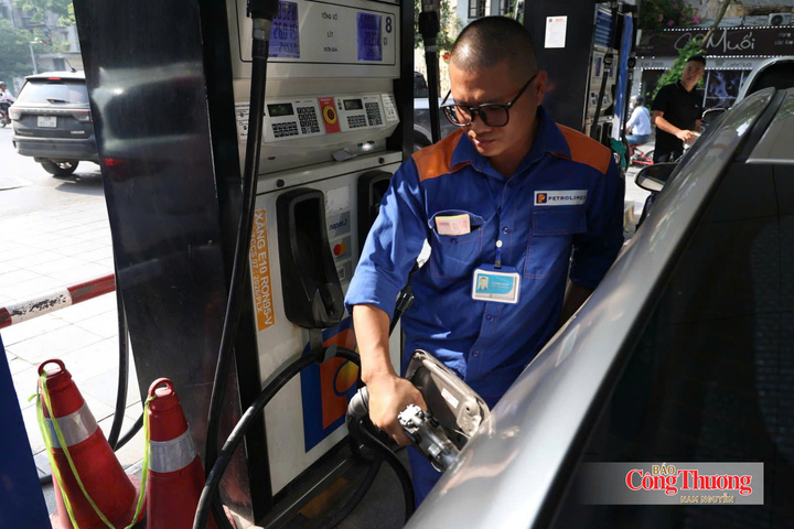 Giá xăng dầu của Việt Nam hiện vẫn ở mức thấp so với các nước có chung đường biên giới