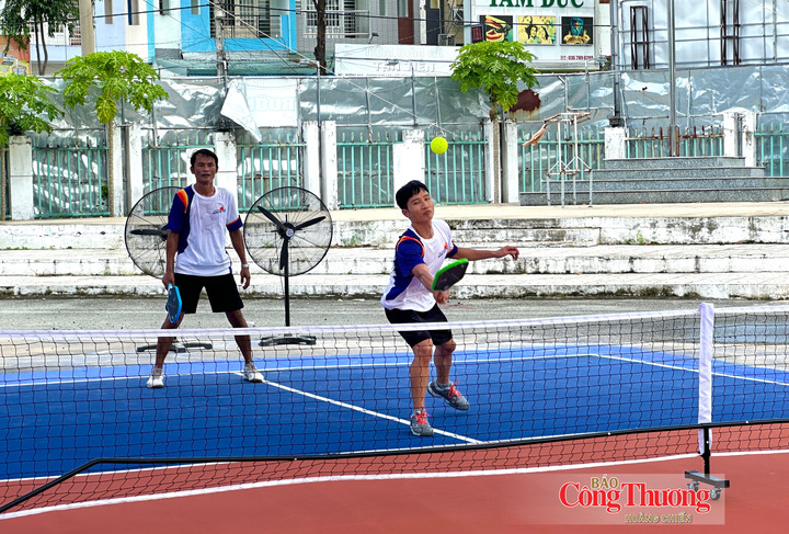 Công trình được cải tạo và nâng cấp khang trang trên tổng diện tích 800 m², bao gồm 2 sân Pickleball cùng 1 khu tập thể dục ngoài trời đa năng.