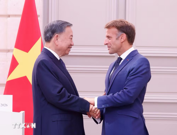 Tổng Bí thư, Chủ tịch nước Tô Lâm và Tổng thống Pháp Emmanuel Macron. Ảnh: Thống Nhất/TTXVN