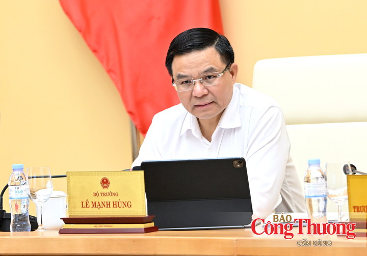 Bộ trưởng Bộ Công Thương Lê Mạnh Hùng chỉ đạo các đơn vị tập trung cao độ cho các nhiệm vụ trọng tâm từ nay đến cuối năm.