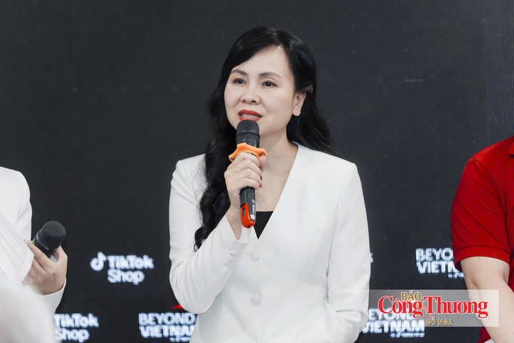 Bà Lê Hoàng Oanh, Cục trưởng Cục Thương mại điện tử và Kinh tế số