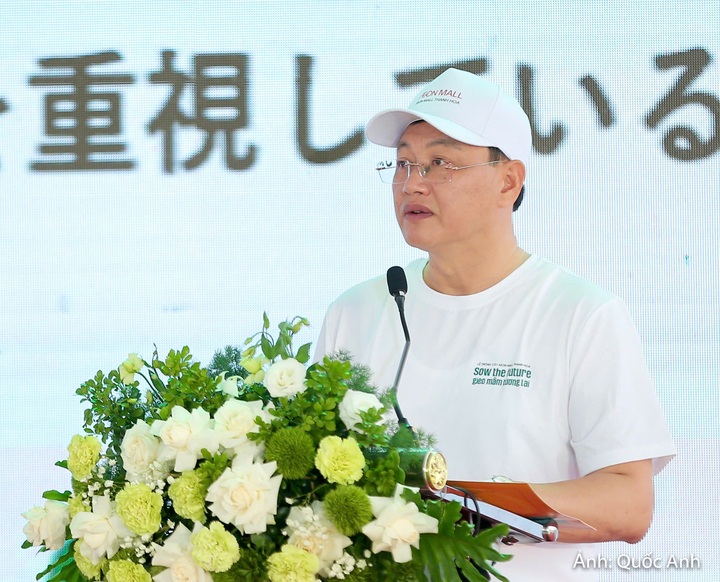 Ông Mai Xuân Liêm, Phó Chủ tịch Thường trực UBND tỉnh Thanh Hóa phát biểu tại buổi lễ.