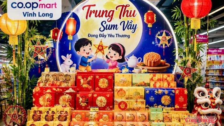 Không gian mua sắm tại Co.opmart Vĩnh Long rực rỡ sắc màu Trung thu, cùng nhiều chương trình ưu đãi dành cho khách hàng trong tháng 9/2026.