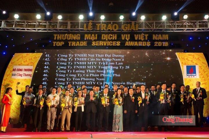 Doanh nghiệp nhận Giải thưởng Thương mại, Dịch vụ năm 2016.