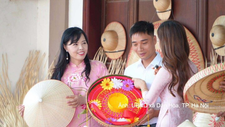Phiên ivestream giới thiệu sản phẩm làng nghề nón lá Tri Lễ (xã Dân Hòa, TP. Hà Nội).