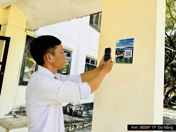 Kiểm soát chặt tàu cá từ cảng đến ngư trường nhằm hạn chế những khoảng trống trong quản lý, giám sát.