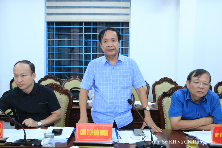 GS.TS. Lương Xuân Hiến - nguyên Hiệu trưởng Trường Đại học Y dược Thái Bình, Chủ tịch Hội đồng phát biểu tại buổi nghiệm thu