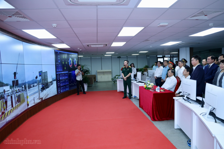 Phó Thủ tướng Thường trực Phạm Gia Túc thăm, khảo sát Công viên logistics Viettel Lạng Sơn - Ảnh: chinhphu.vn/Phương Nguyên