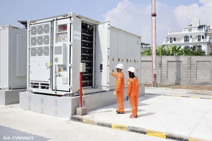 Kiểm tra tình trạng các cell trong hệ thống pin lưu trữ BESS