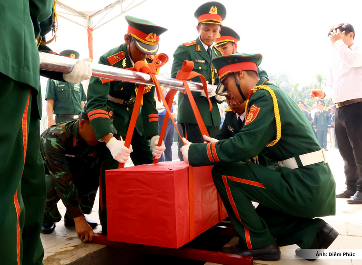 Sau gần 40 năm, những người chiến sĩ đã anh dũng hy sinh vì Tổ quốc cuối cùng cũng được trở về với đồng đội.