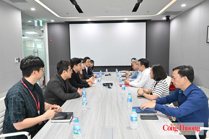Đoàn công tác của Báo Công Thương thực hiện thẩm định hồ sơ Giải thưởng Công nghiệp, Thương mại, Dịch vụ Việt Nam 2026 với Công ty TNHH Lotte Properties Hà Nội.