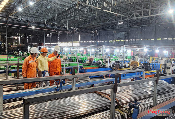 Tiết kiệm năng lượng được xác định là giải pháp trực tiếp để giảm chi phí sản xuất và nâng cao năng lực cạnh tranh của doanh nghiệp.