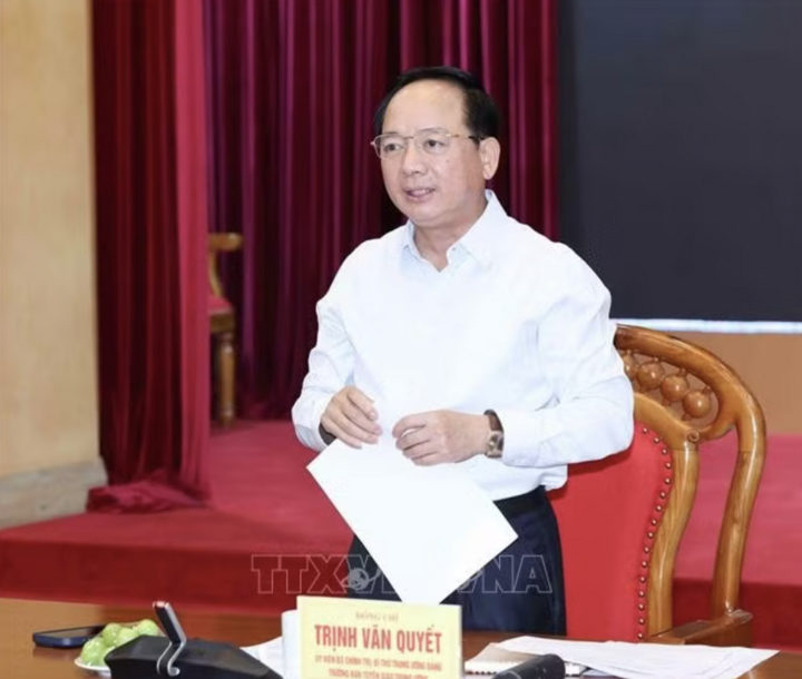 Đồng chí Trịnh Văn Quyết, Uỷ viên Bộ Chính trị, Bí thư Trung ương Đảng, Trưởng Ban Tuyên giáo Trung ương chủ trì buổi làm việc. Ảnh: Phương Hoa/TTXVN
