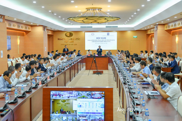 Hội nghị “Tăng cường khả năng tiếp cận vốn tín dụng cho doanh nghiệp nhỏ và vừa”.