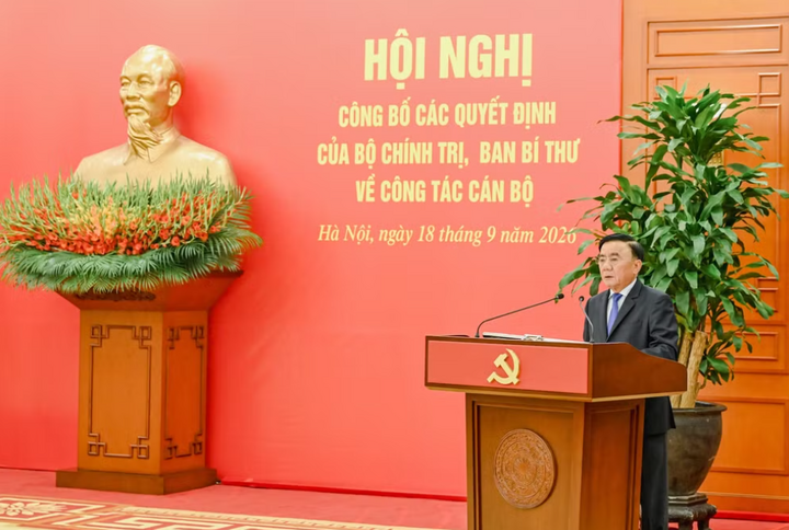 Bộ Chính trị, Ban Bí thư công bố các quyết định về công tác cán bộ