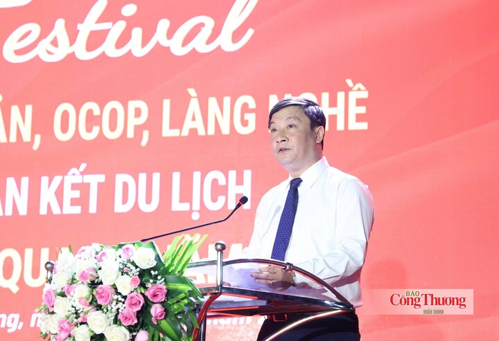 Ông Hoàng Anh Cương, Giám đốc Sở Công Thương tỉnh Tuyên Quang phát biểu tại lễ khai mạc.