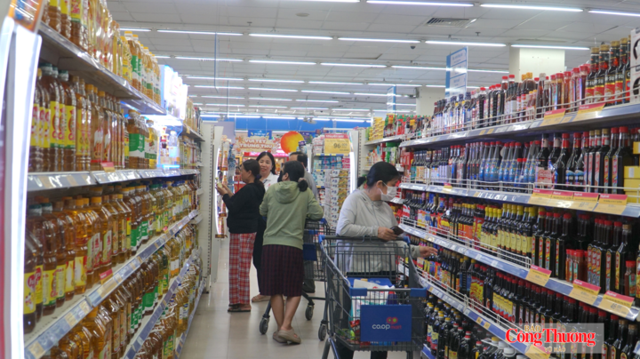 Sở Công Thương TP. Đà Nẵng đã làm việc với các đơn vị phân phối hàng hóa lớn trên địa bàn thành phố, nắm bắt tình hình dự trữ hàng hóa và có phương án cung ứng hàng hóa cụ thể đến từng địa phương khi có thiên tai
