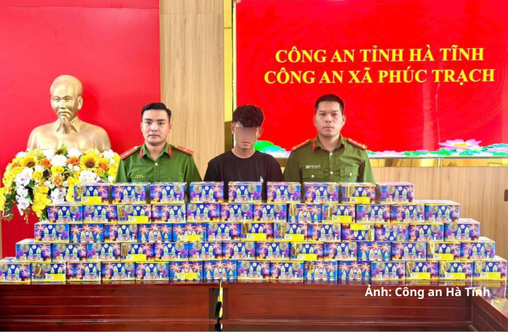 Hoàng Văn Phước bị bắt cùng tang vật.