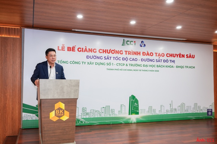 Ông Lê Bảo Anh - Tổng giám đốc CC1 phát biểu tại sự kiện, bày tỏ sự trân trọng trước sự đồng hành của Trường Đại học Bách khoa - Đại học Quốc gia TP. Hồ Chí Minh cùng các chuyên gia đầu ngành.
