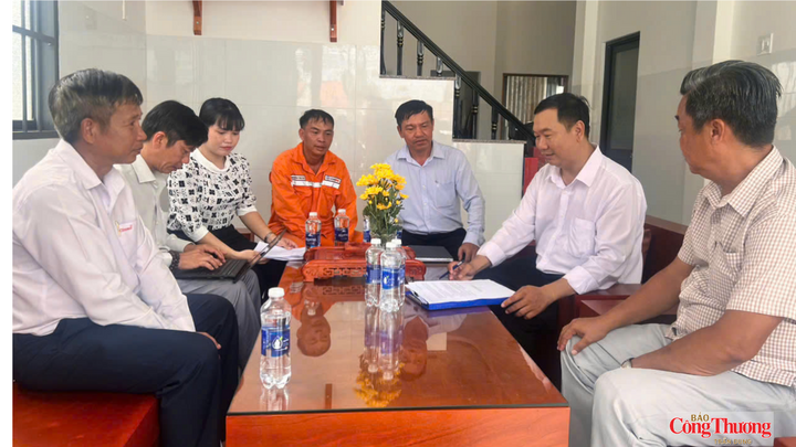 Đoàn kiểm tra rà soát việc thực hiện giá bán lẻ điện và định mức điện tại các nhà trọ trên địa bàn TP. Cần Thơ.