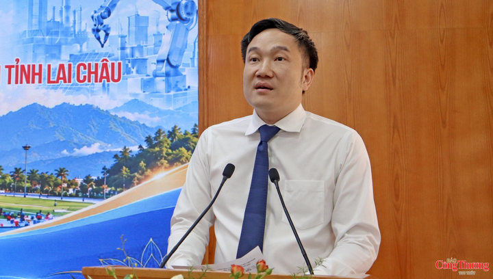 Ông Nguyễn Tuấn Anh, Ủy viên dự khuyết Ban Chấp hành Trung ương Đảng, Phó Bí thư Thường trực Tỉnh ủy Lai Châu phát biểu chỉ đạo.