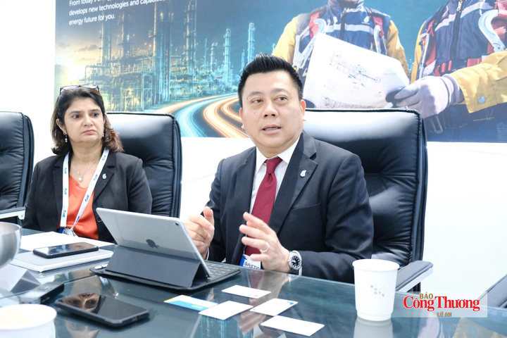 Ông Rosdi Ab Rahman - Giám đốc điều hành Petronas LNG. Ảnh: Lê An