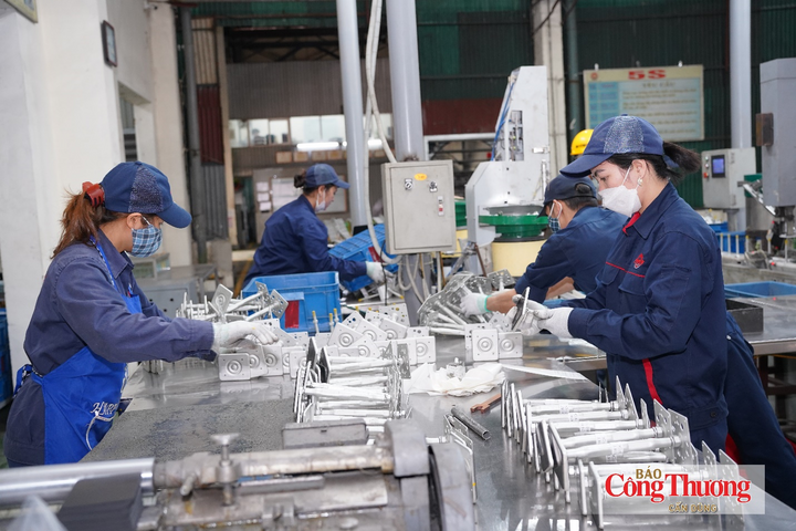 Doanh nghiệp công nghiệp hỗ trợ đóng vai trò trung tâm, là lực lượng nòng cốt trong sản xuất.