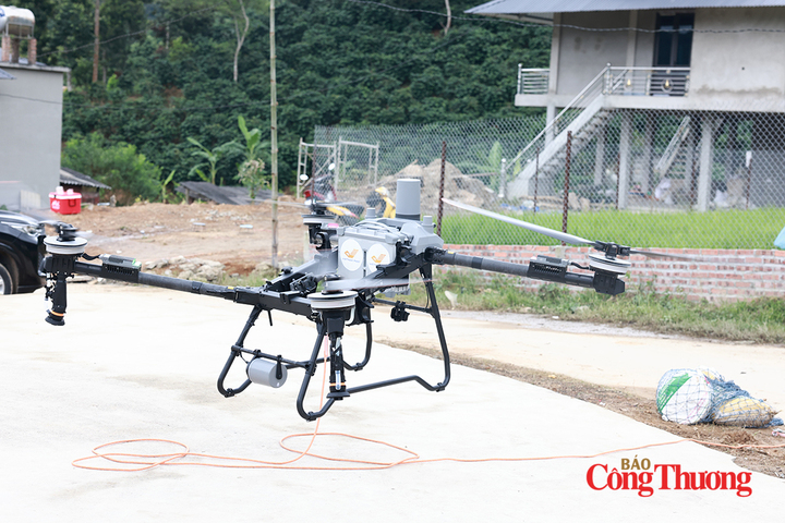 Chuyến hàng đầu tiên được vận chuyển bằng UAV đảm bảo an toàn và đúng lộ trình đề ra